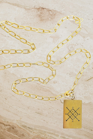 Amor Fati Pendant on a Paper Link Chain - Gold