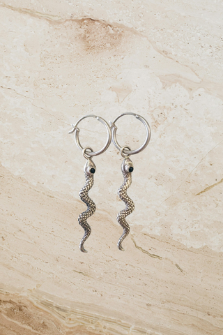 Onyx Snake Sleepers - Silver