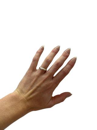 Joni Curved Band Ring