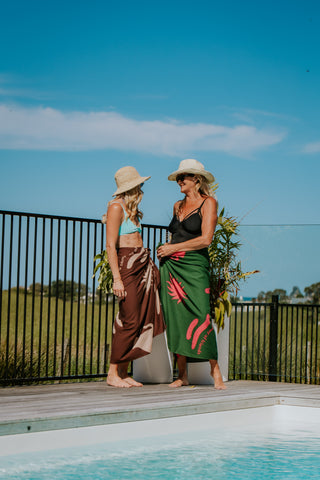 A Company of Friends Sarong