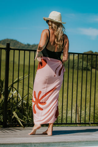 A Company of Friends Sarong