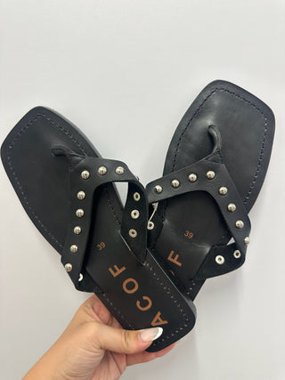 The Kali Studded Leather Jandal