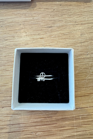 Peace & Love Ring Set