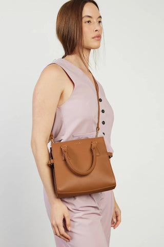 Beau Crossbody - Tan