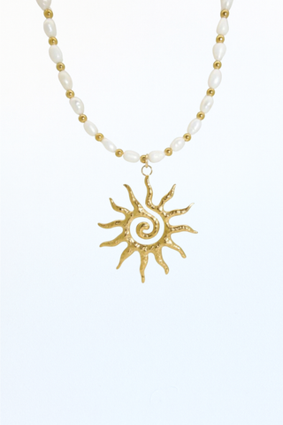 Alice Pearl Necklace