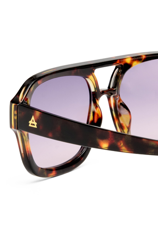 Aquarius Sunglasses - Amber Tort
