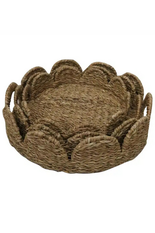 Seagrass Round Scallop Trays
