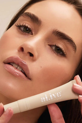 Tinted Lip Butter - Nude Coconut