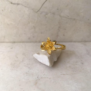 Island Lily Ring